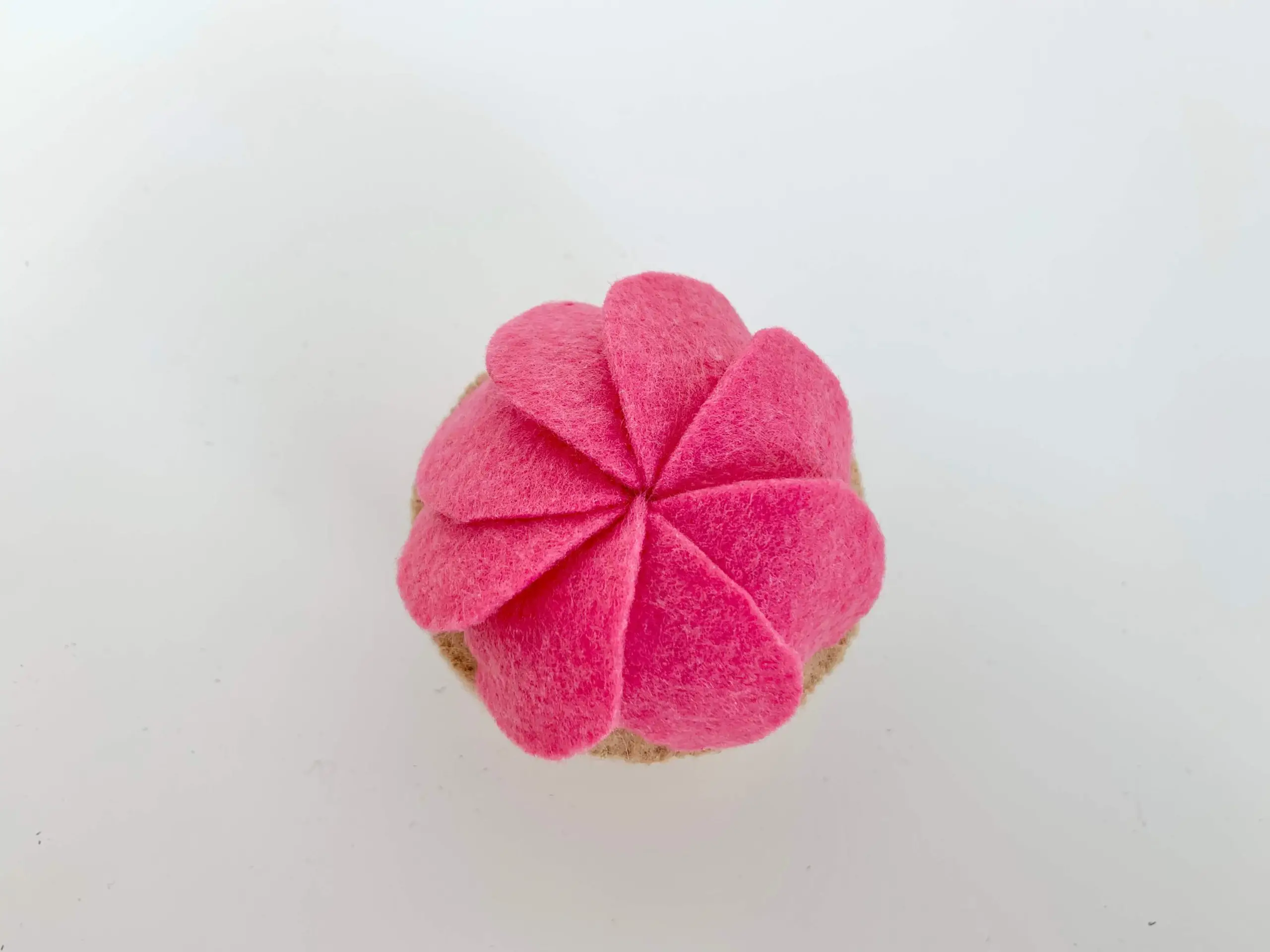 Muffin s kremom - ciklama - Slika 2